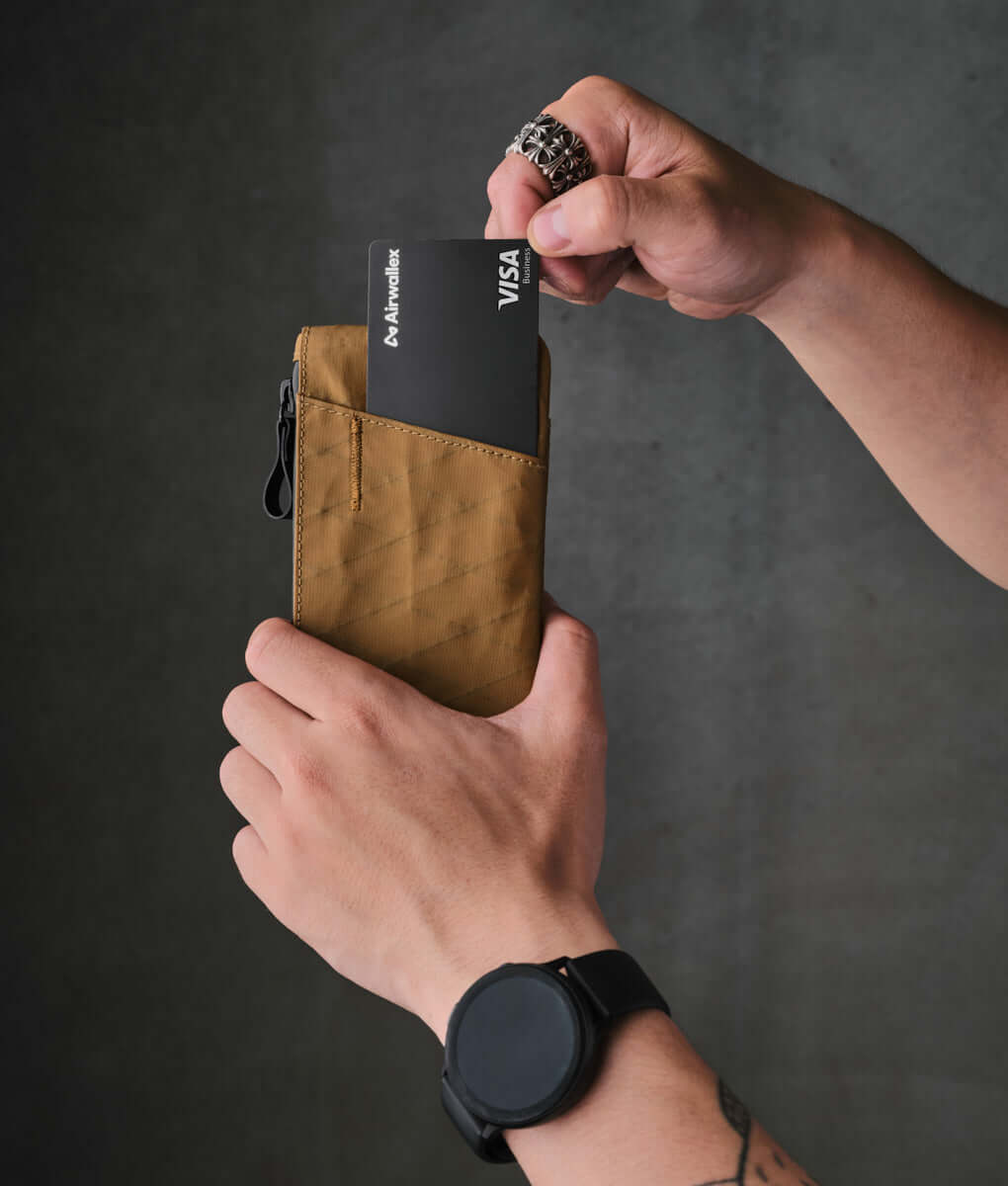 ALPAKA Zip Cardholder.