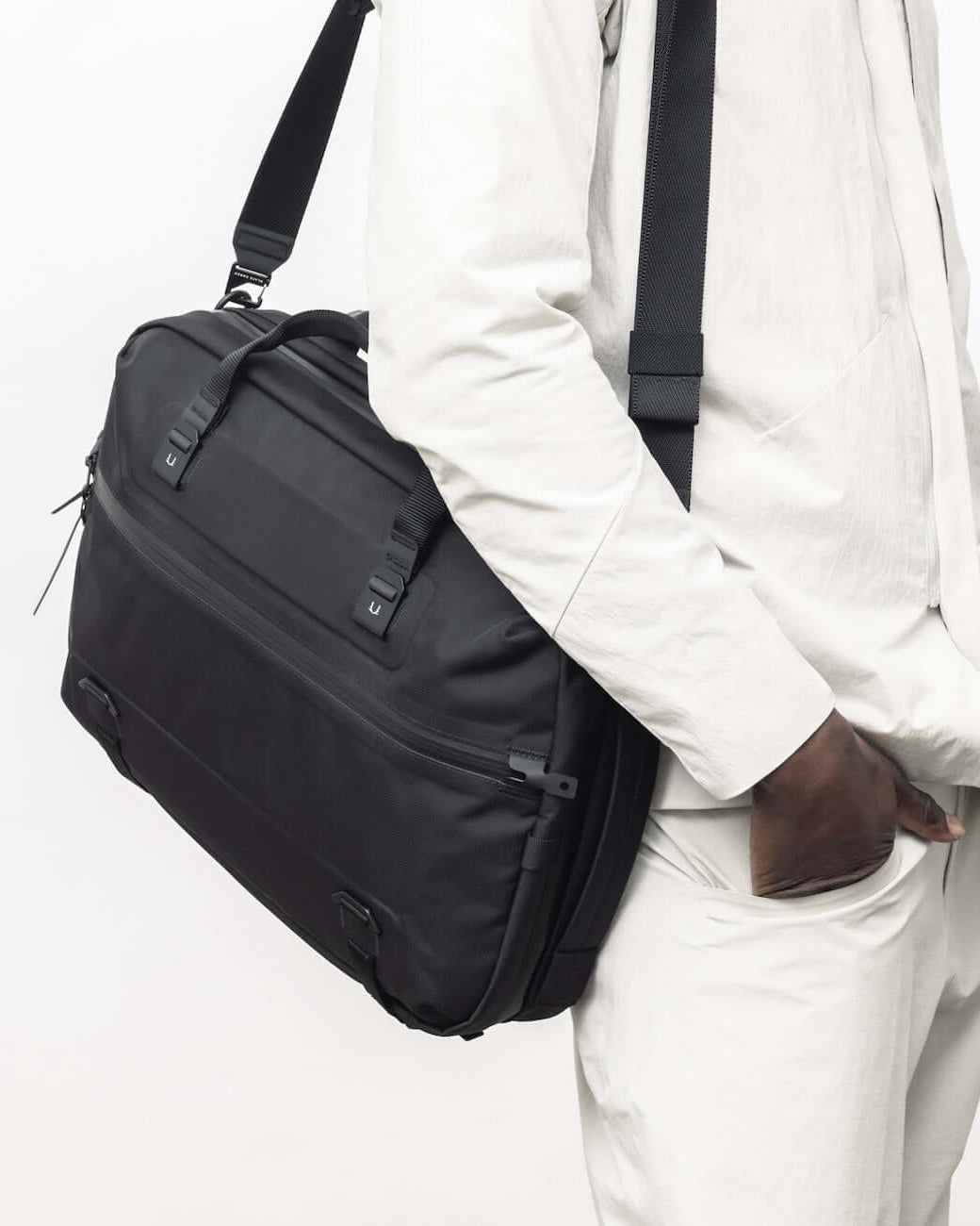 Black Ember FORGE SB 20L.