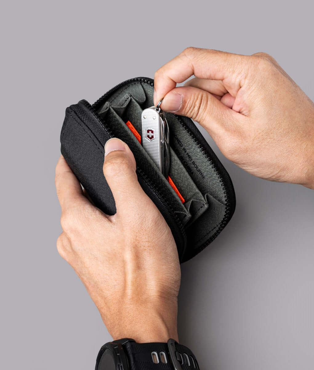 HUB Zip Pocket.