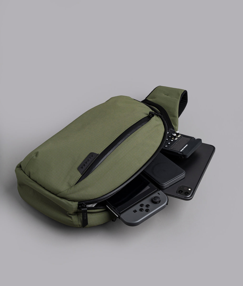 Metro Crossbody – Left Shoulder