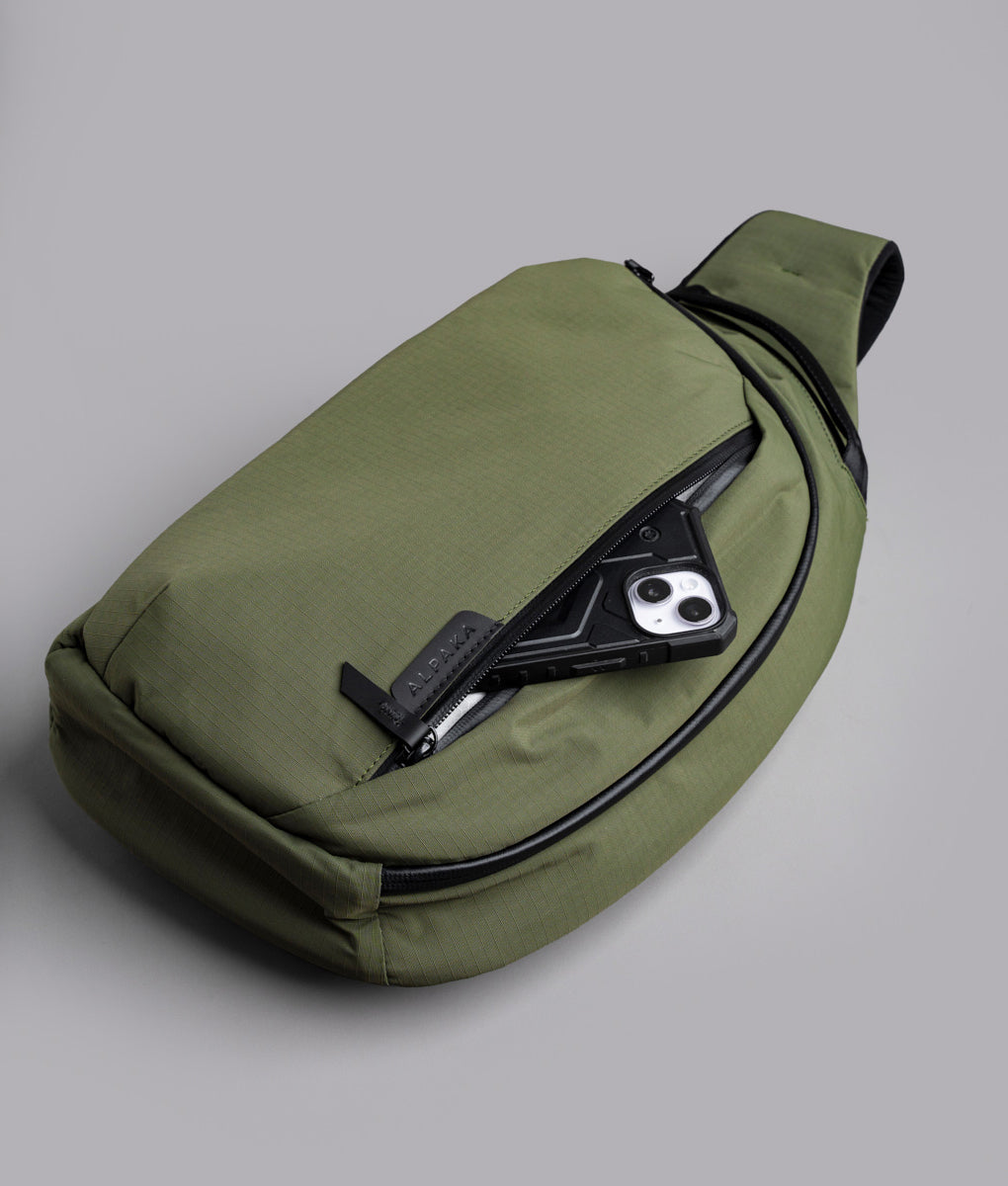 Metro Crossbody – Left Shoulder