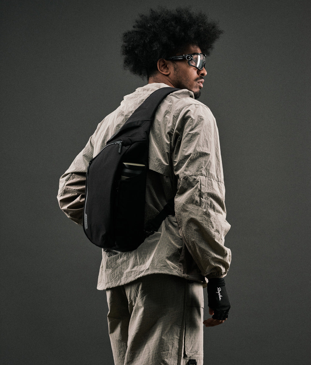 Metro Crossbody – Right Shoulder