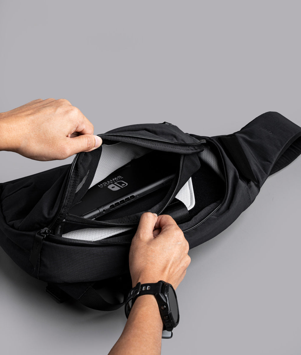 Metro Crossbody.