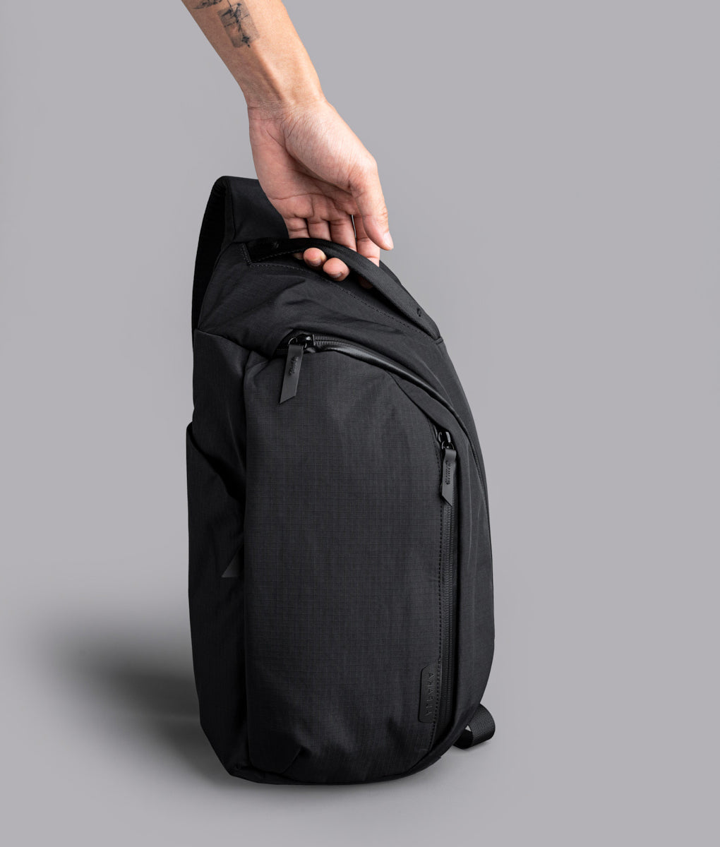 Metro Crossbody.