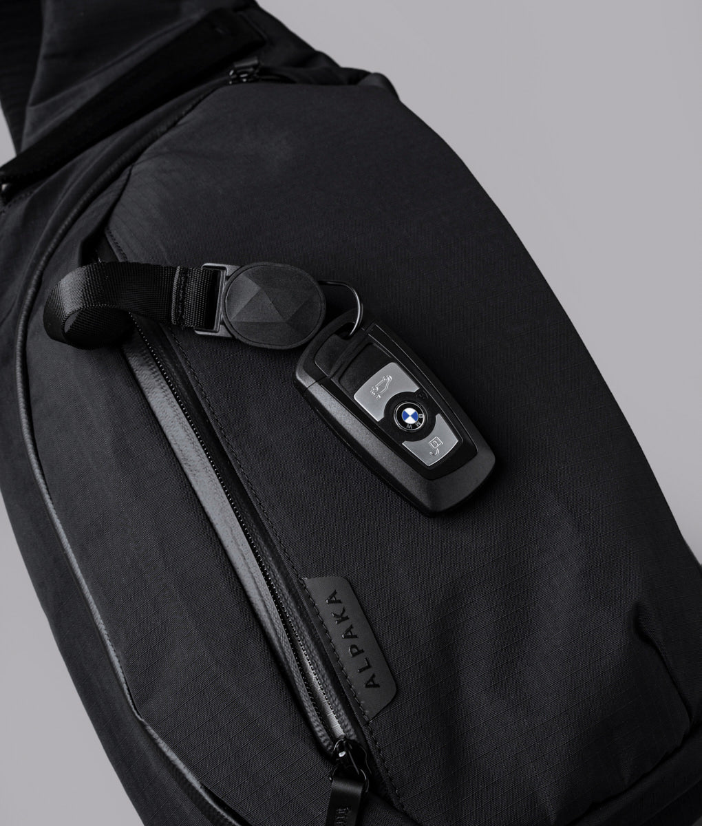 Metro Crossbody – Right Shoulder