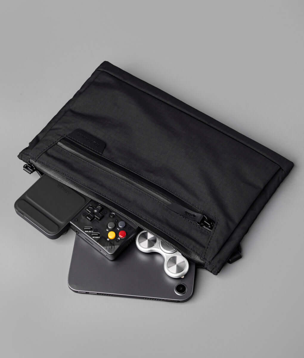 Alpaka Zip Pouch Max v2 offering premium durability and sleek design for secure storage solutions