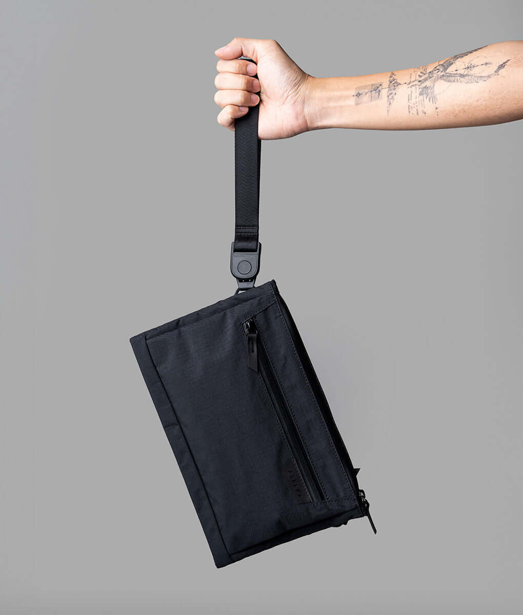 Alpaka Zip Pouch Max v2 offering premium durability and sleek design for secure storage solutions