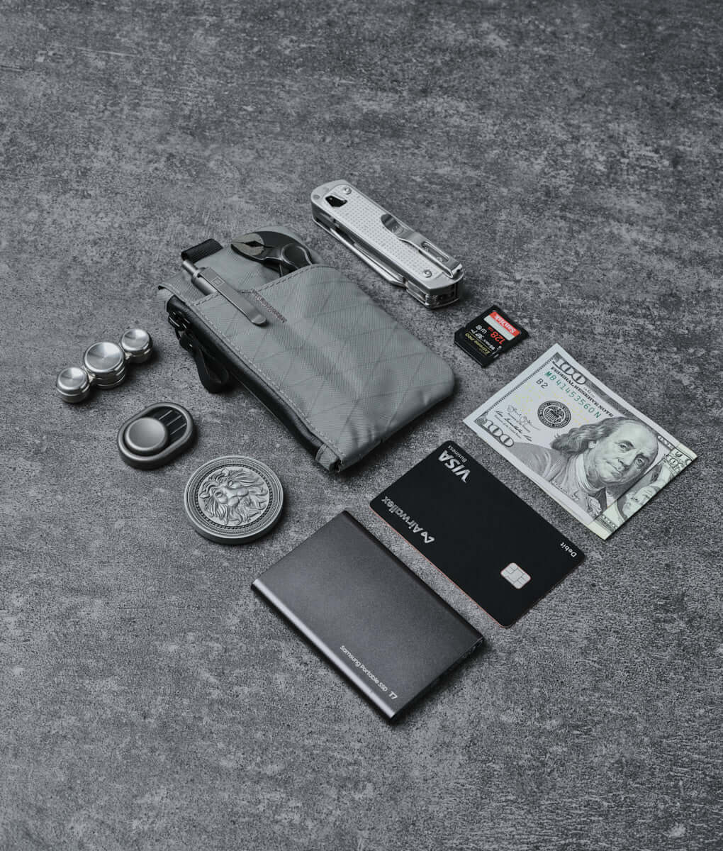 ALPAKA Zip Pouch Pro.