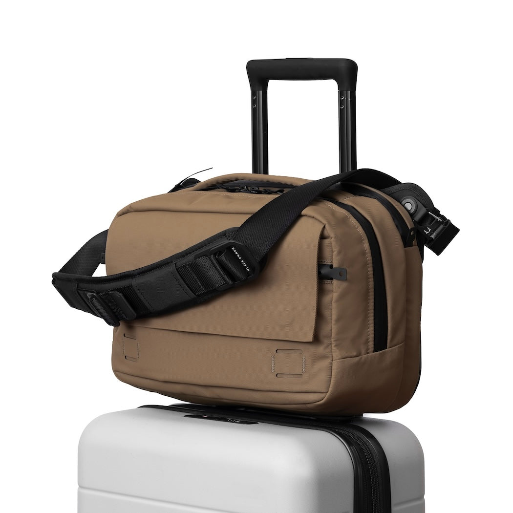 BLACK EMBER GRIP-SLING 12L in COYOTE
