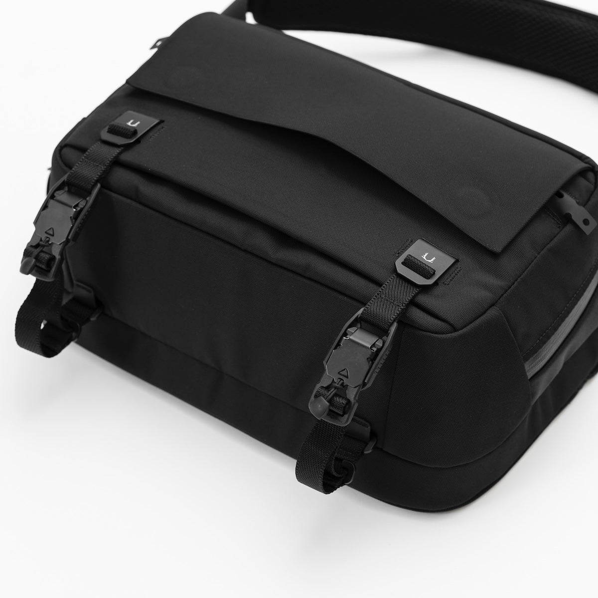 Black Ember GRIP-SLING FIDLOCK® V-BUCKLE STRAPS - MULTIPLE