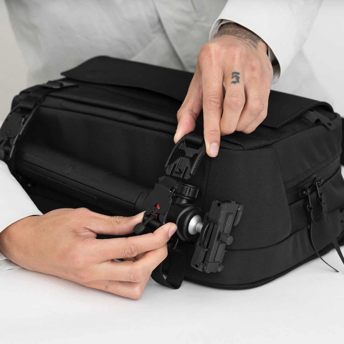 Black Ember GRIP-SLING FIDLOCK® V-BUCKLE STRAPS - MULTIPLE