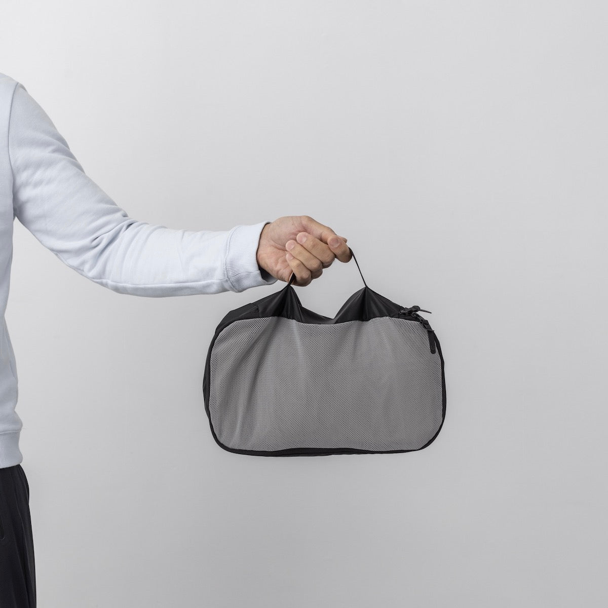PACKING CUBE SMALL - JET BLACK : 7L