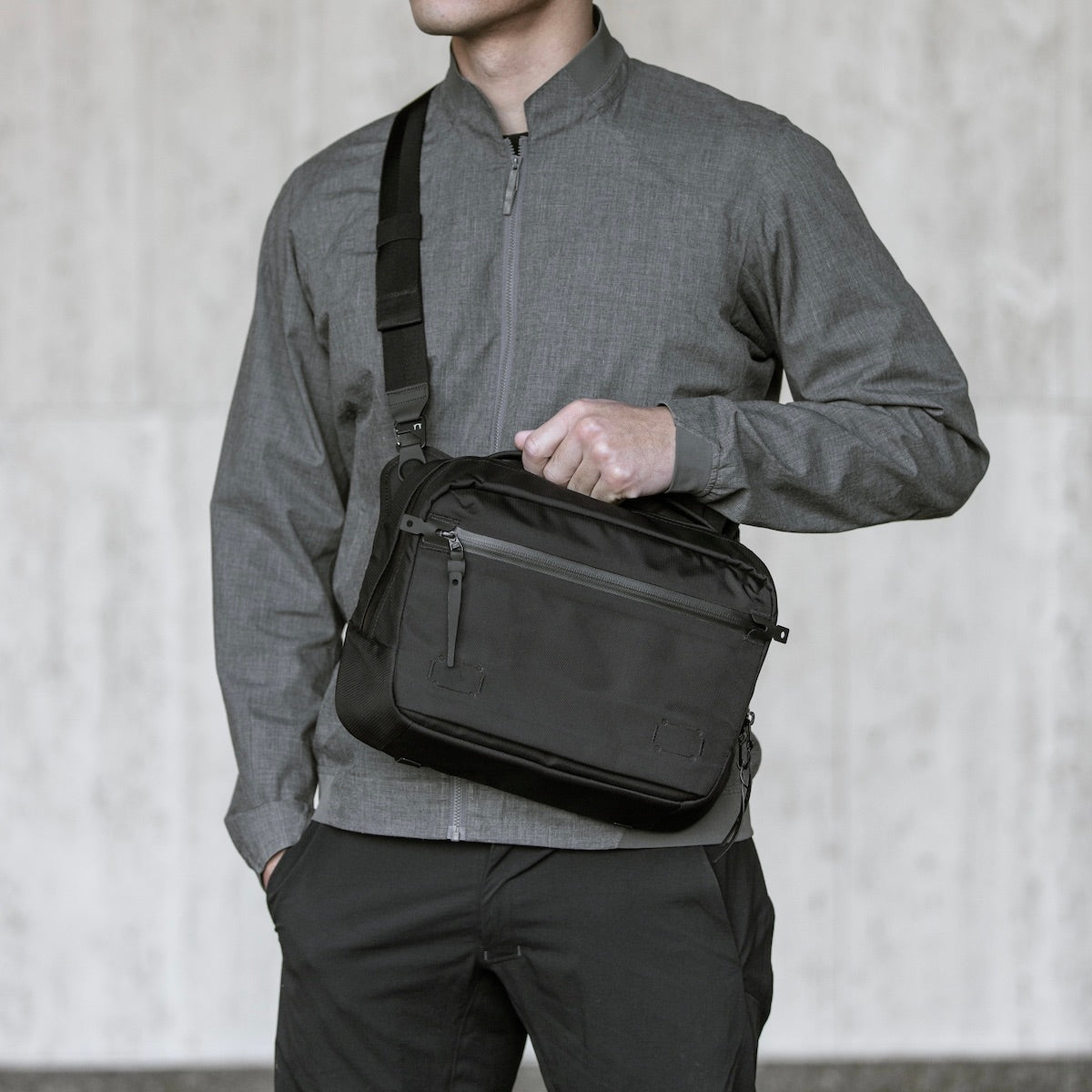 Black Ember GRIP-SLING 09 EMBERTEX™ PFAS FREE - JET BLACK : 9L