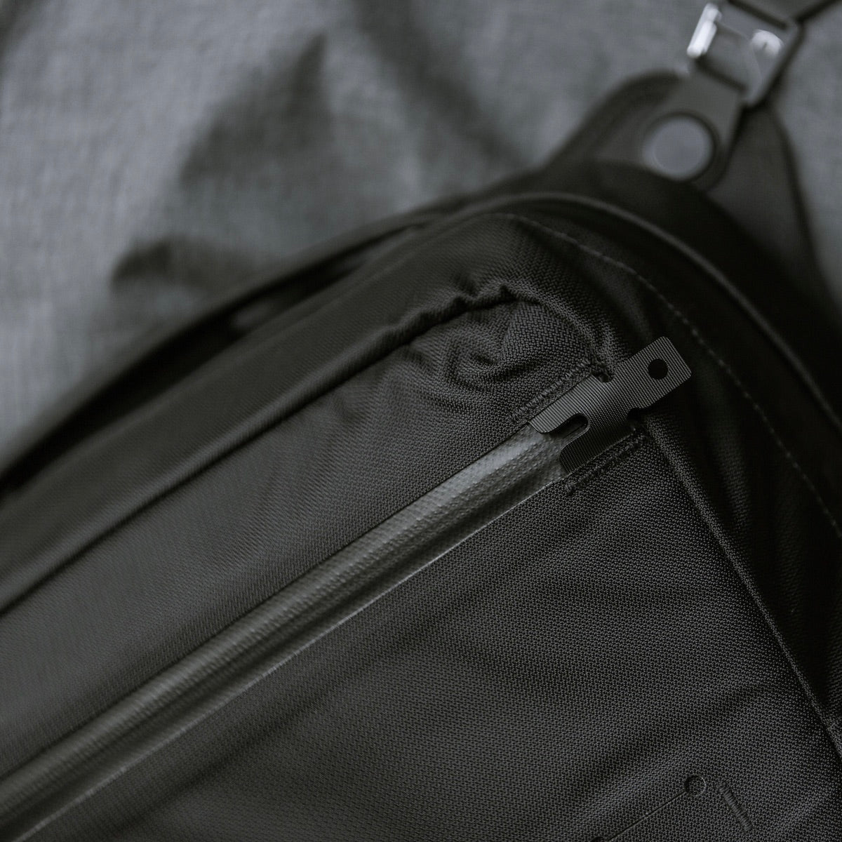Black Ember GRIP-SLING 09 EMBERTEX™ PFAS FREE - JET BLACK : 9L