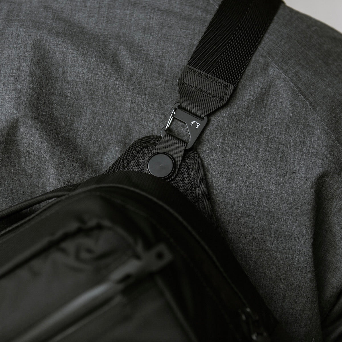 Black Ember GRIP-SLING 09 EMBERTEX™ PFAS FREE - JET BLACK : 9L