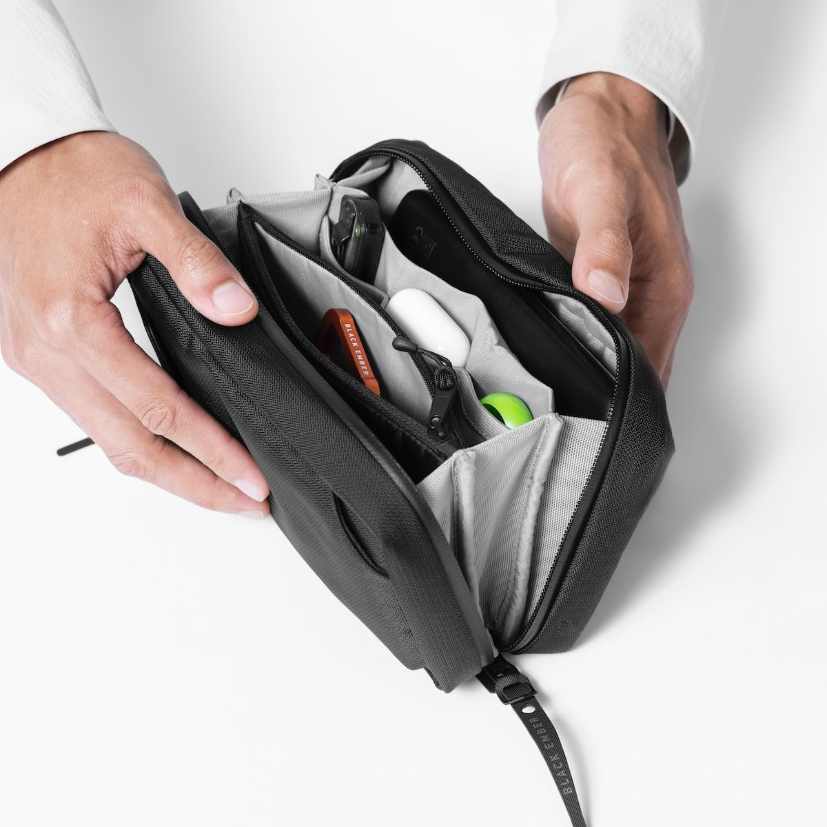 Black Ember TKX CORDURA® RN66 VELOCITY - JET BLACK : 1.5L Sling