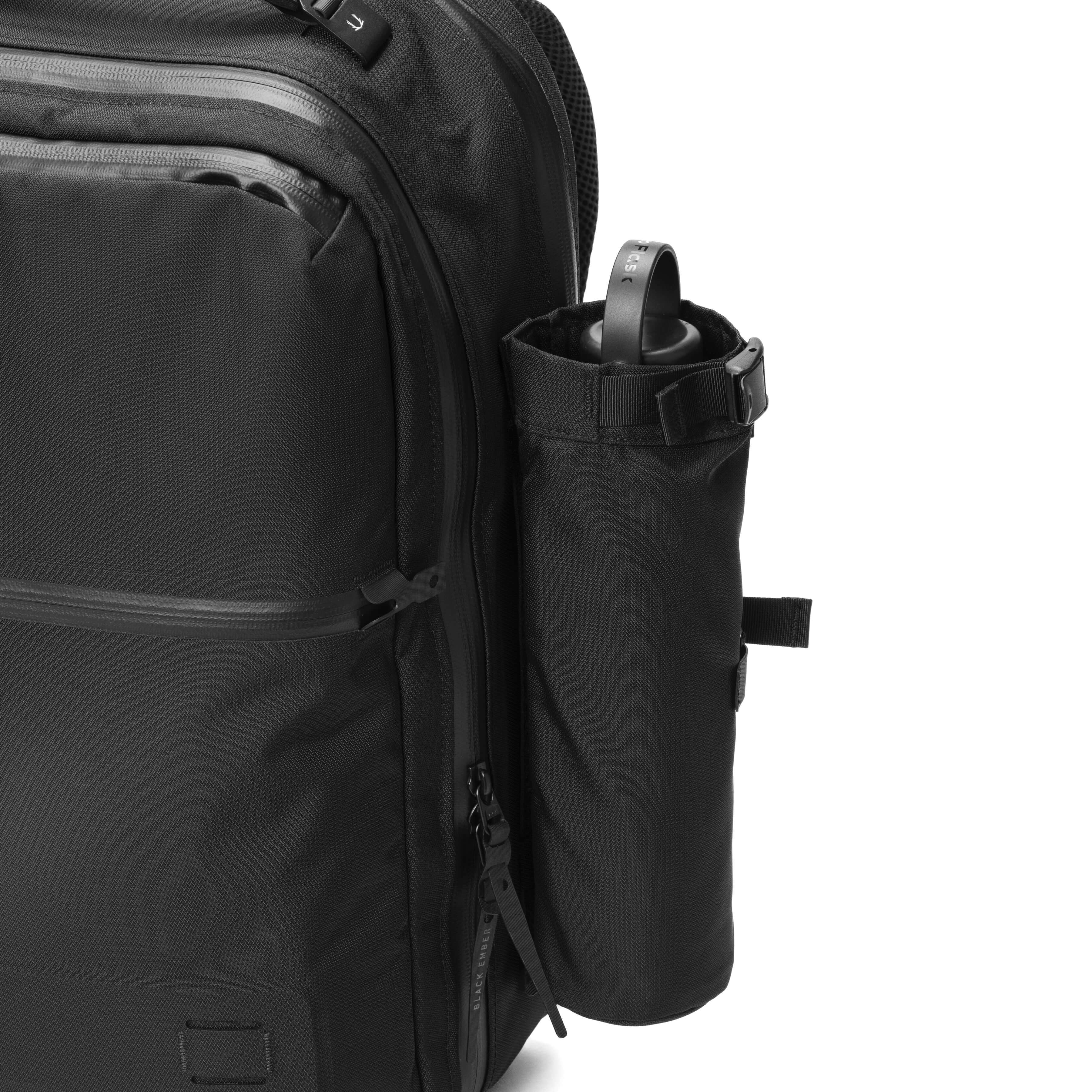 CITADEL 25 MODULAR WATER BOTTLE HOLDER - JET BLACK.