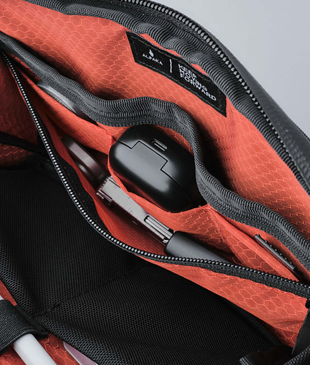 Elements Tech Case Mini