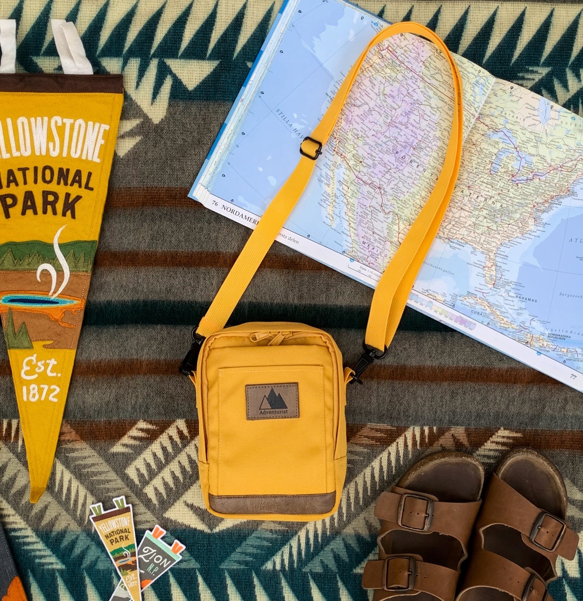 Sidekick Crossbody