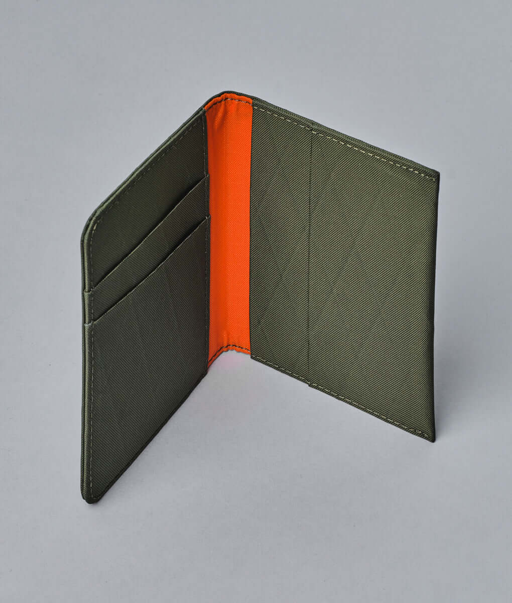 Alpaka bifold ARK wallet showcasing sleek design, premium material, and exceptional durability