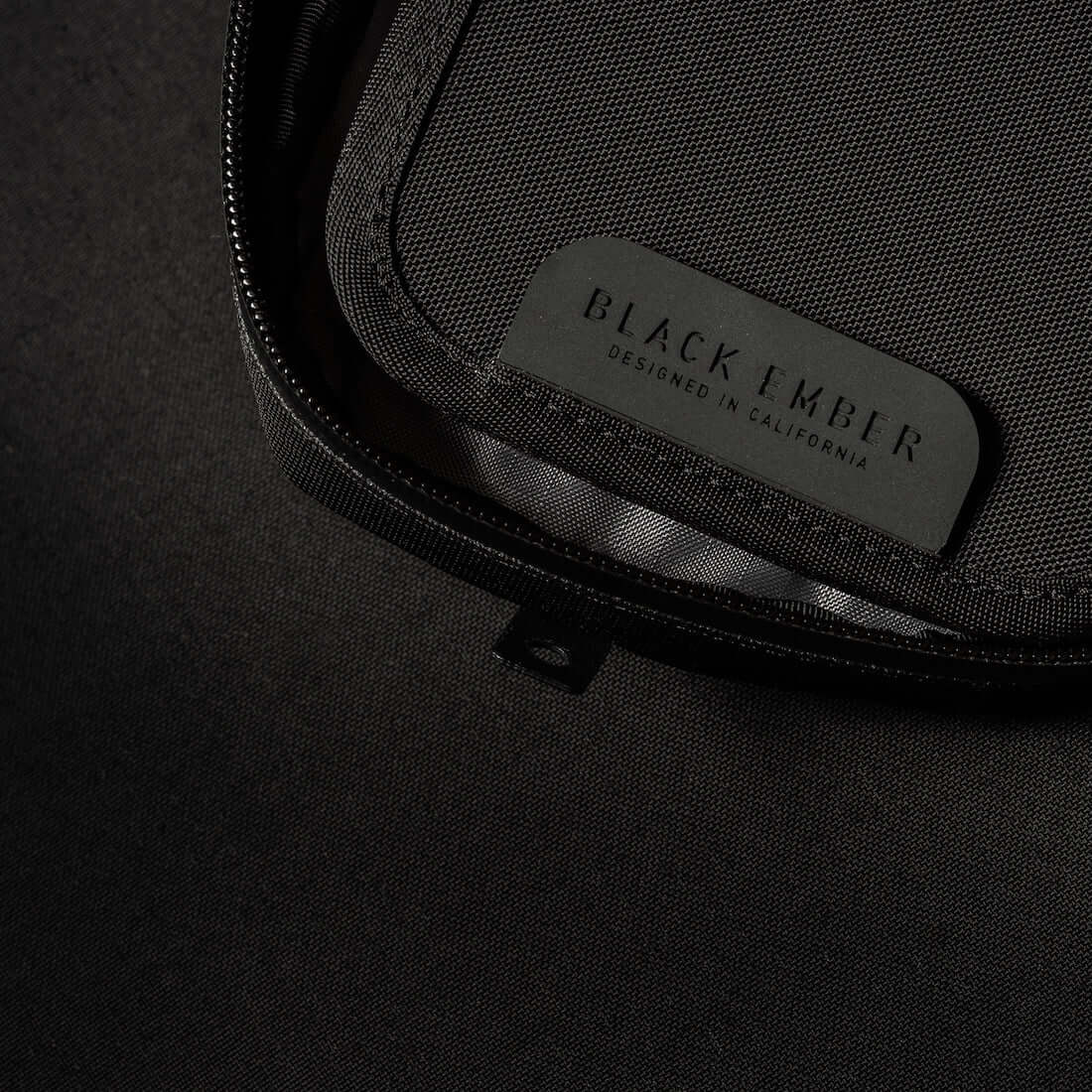 BLACK EMBER TKS CORDURA® - JET BLACK2.5L Black Ember TKS CORDURA® RN66 Velocity 2.5L - Jet Black