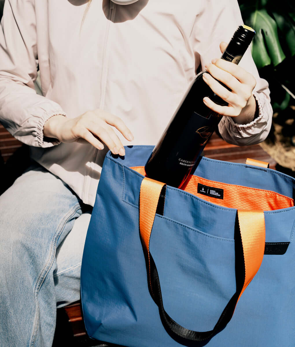 Elements Tote (M)