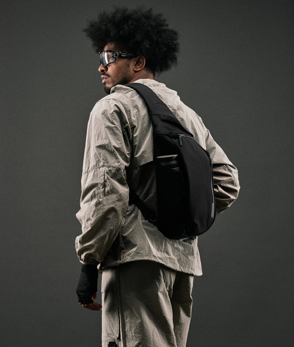 Metro Crossbody – Left Shoulder