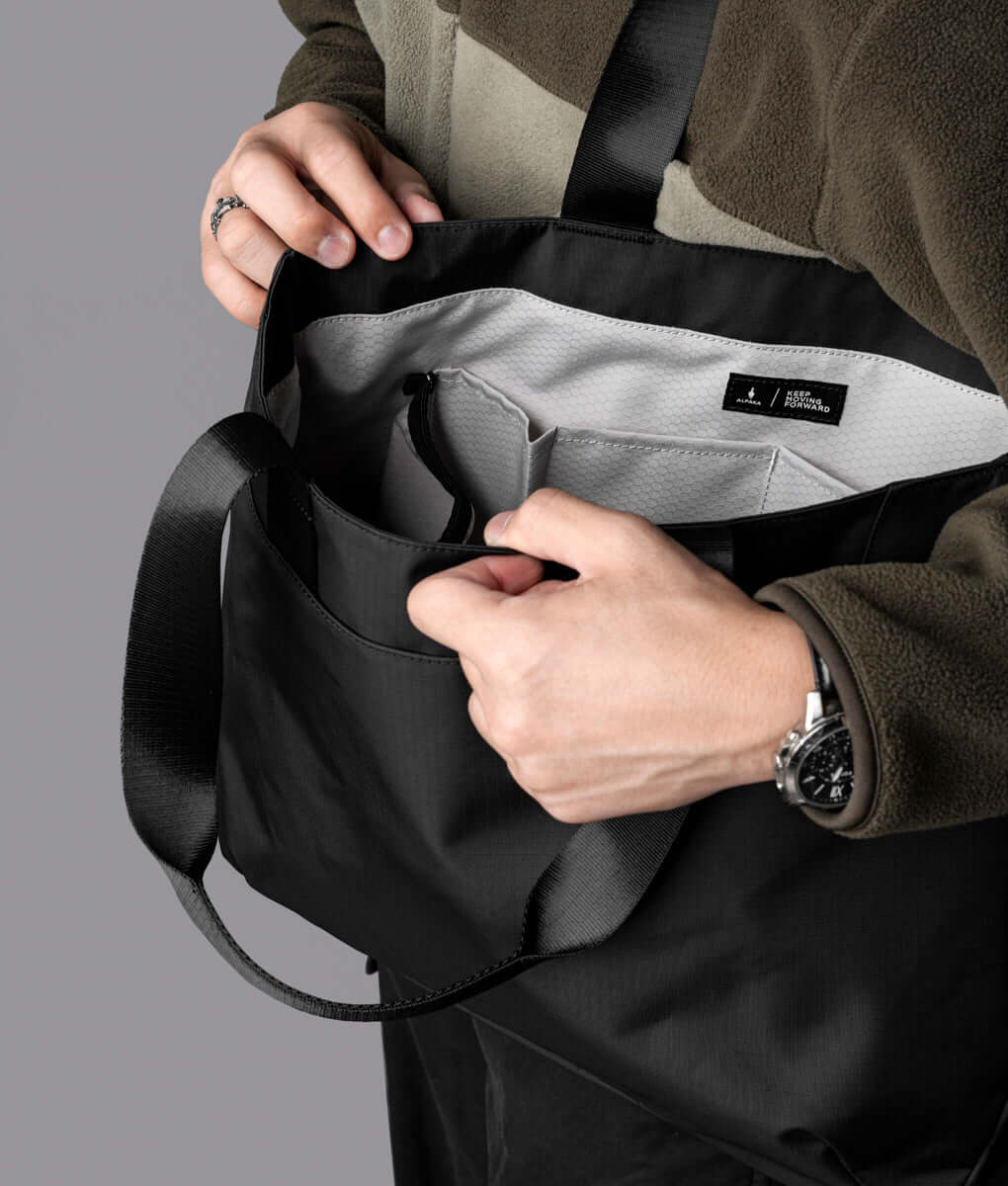 Elements Tote (M)