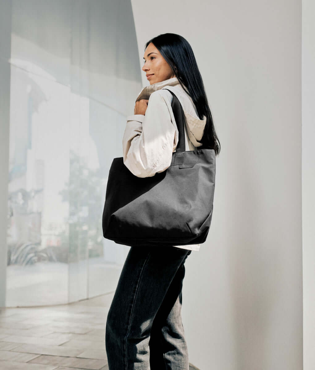 Elements Tote (M)