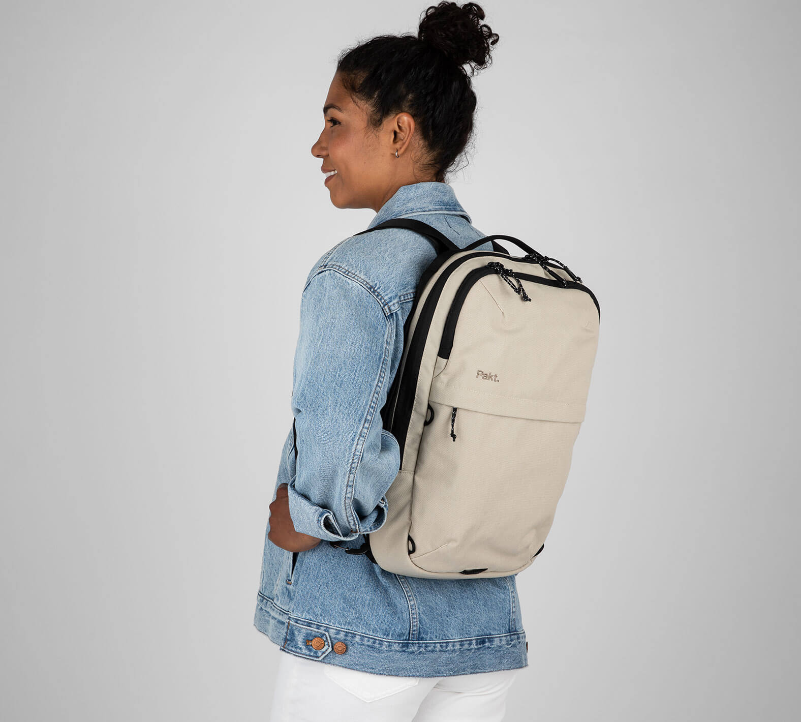 Everyday 15L Bag