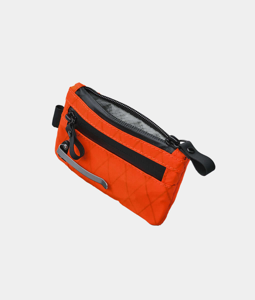 ALPAKA Zip Pouch Pro.