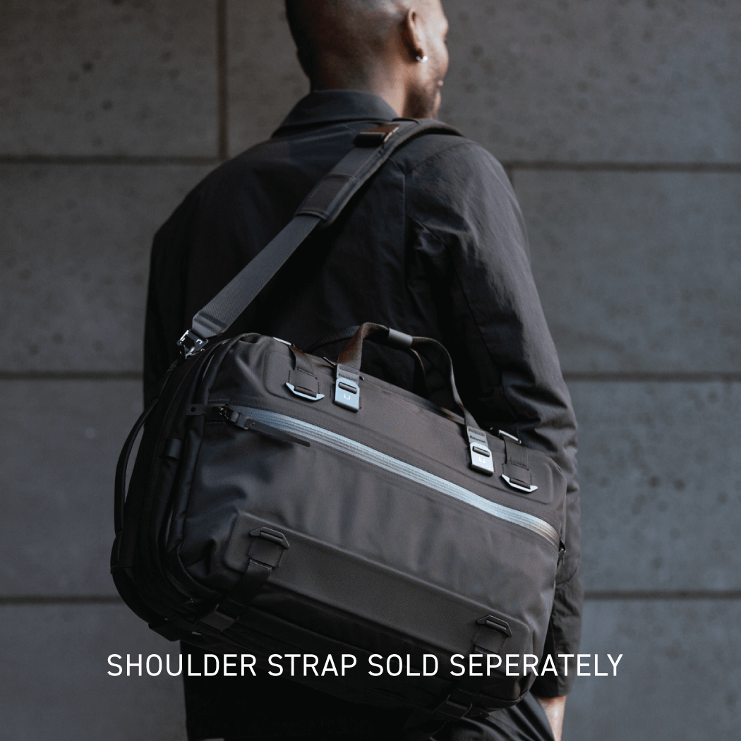 FORGE 30 CORDURA® RN66 VELOCITY - JET BLACK : 20L - 30L EXPANSION