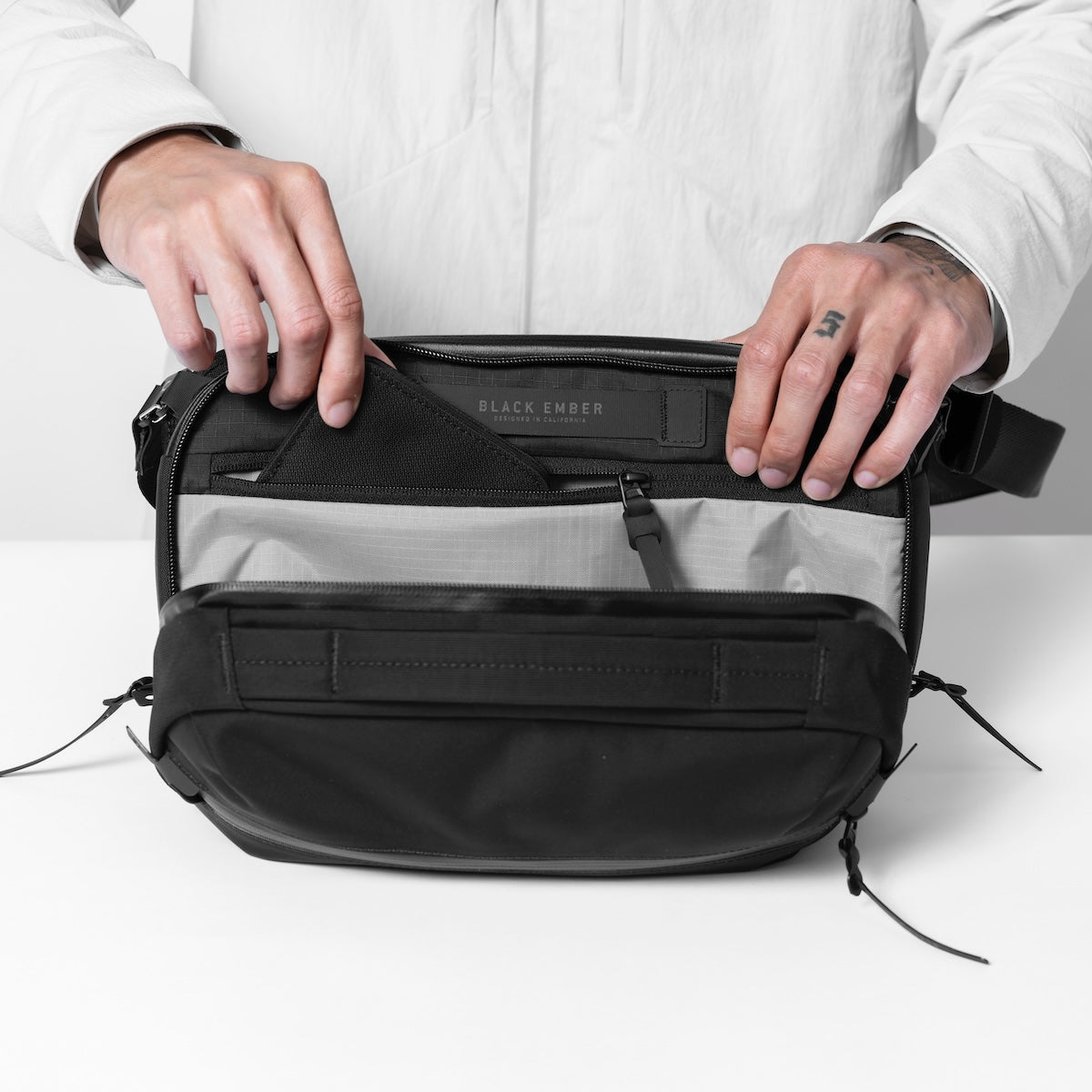 Black Ember GRIP-SLING 06 EMBERTEX™ PFAS FREE  - JET BLACK : 6L