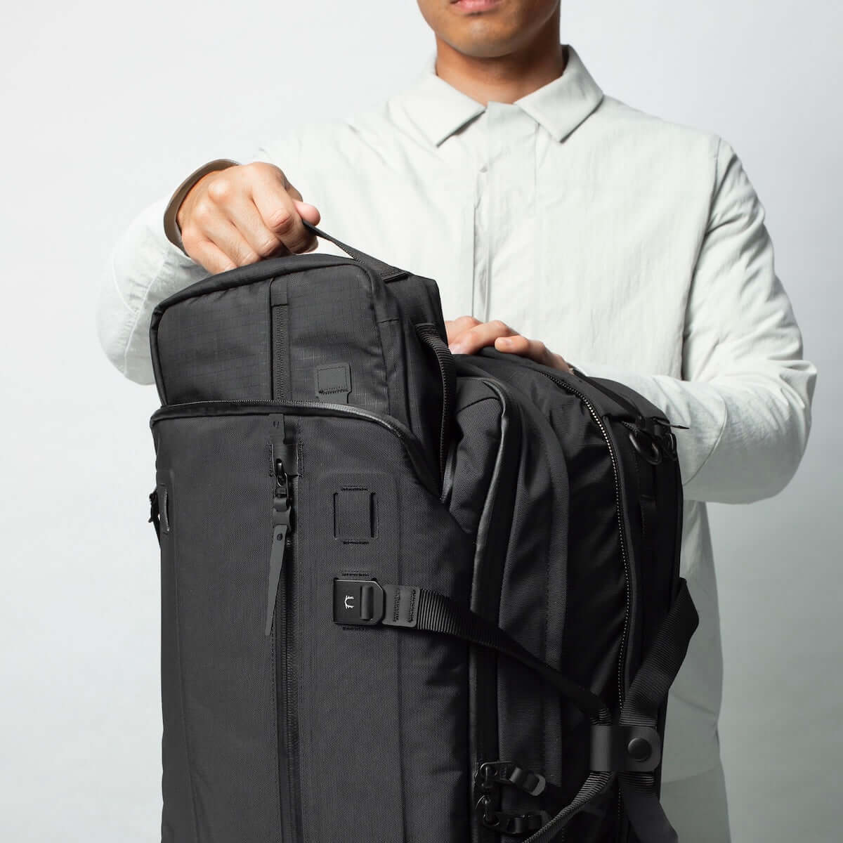 FORGE 40 EMBERTEX™ PFAS FREE - JET BLACK : 30L - 40L EXPANSION
