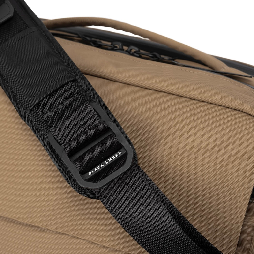 BLACK EMBER GRIP-SLING 12L in COYOTE