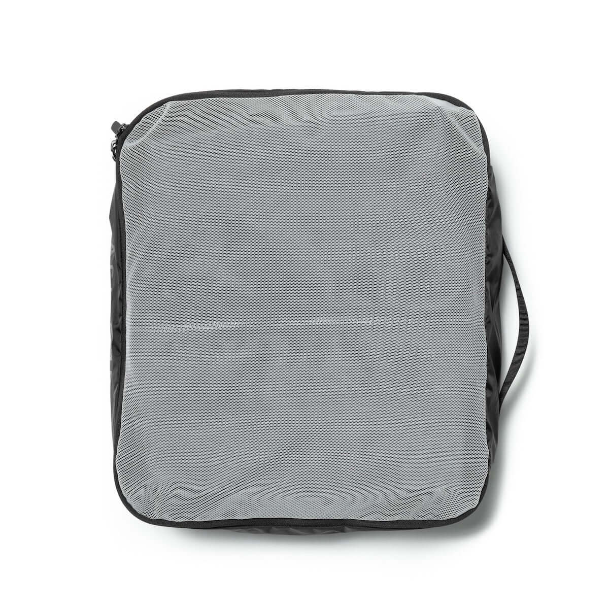 PACKING CUBE LARGE - JET BLACK : 12L (Sold Out - Restocks April)