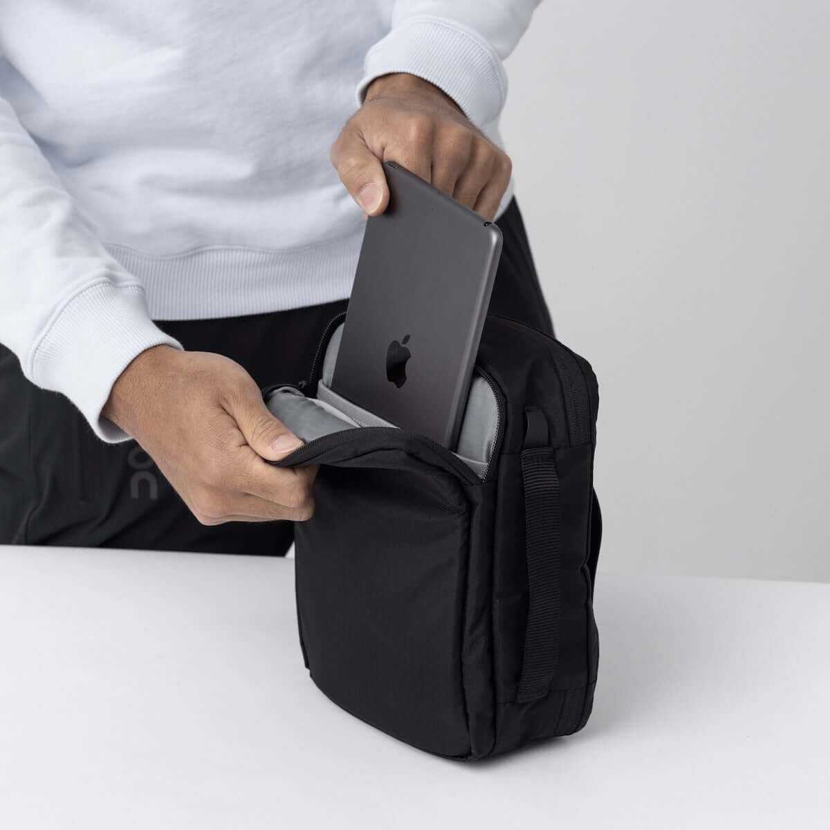 BOARDING KIT MINI - JET BLACK : 3L (Sold Out - Restocks April)