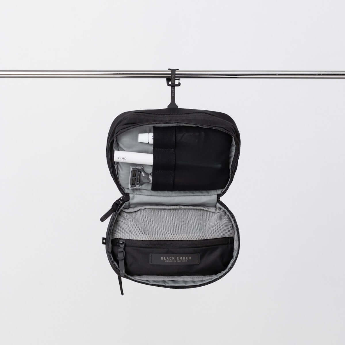 DOPP KIT - JET BLACK : 2.5L