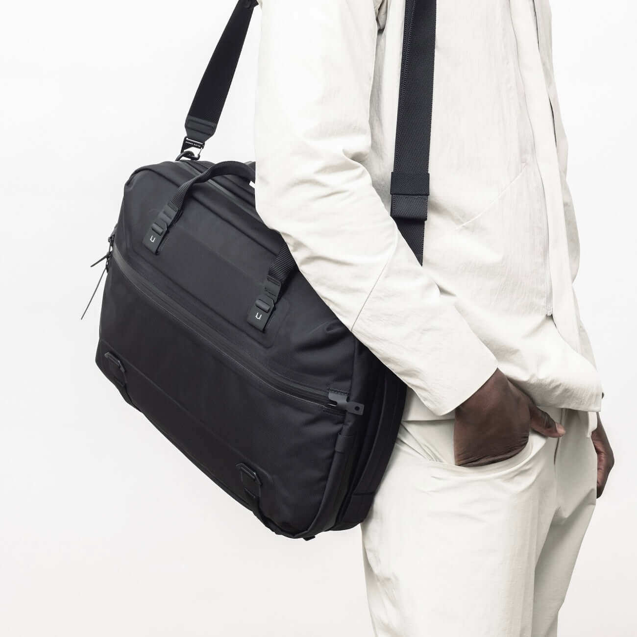 FORGE SB CORDURA® RN66 VELOCITY - JET BLACK : 20L