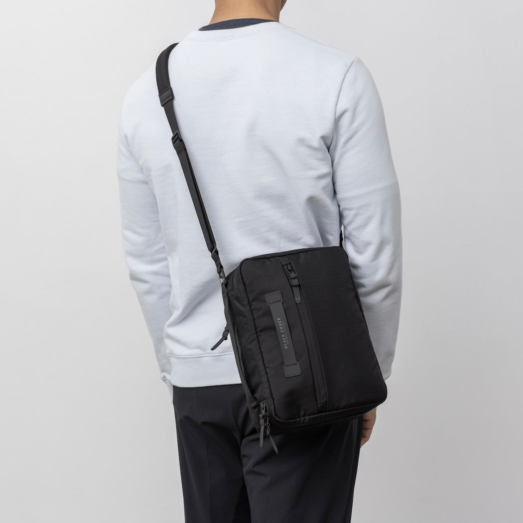 BOARDING KIT SHOULDER STRAP - JET BLACK